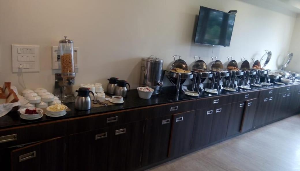 Clarks Inn Hampi Kamalapur Eksteriør billede